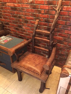 Original Ecological Solid Wood Leather Cushion Chair